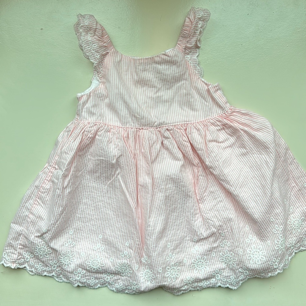 New with out tags pink stripe dress lined